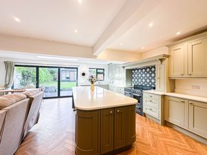 Photo 28- click for photo gallery